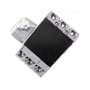 3 Pole Molded Case Circuit Breaker, 250A/ 300A/ 350A/ 400A